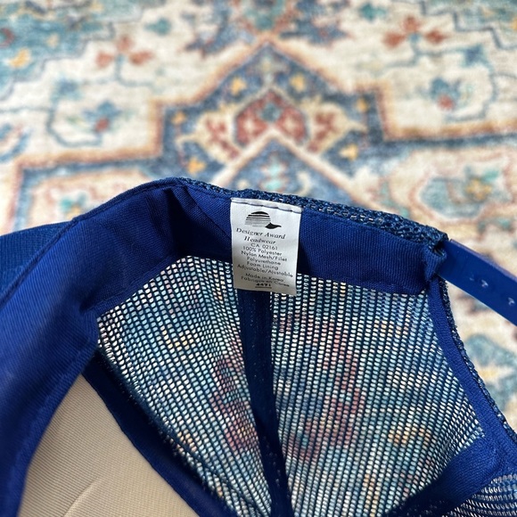 Vintage 1980s Chevron Trucker Hat - Picture 6 of 7